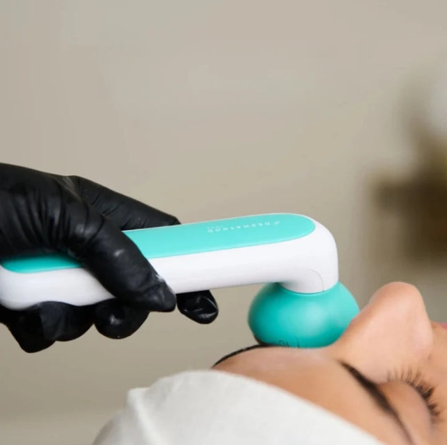 Cooling Ice Facial Massage Roller - Revitalize Your Skin Instantly!